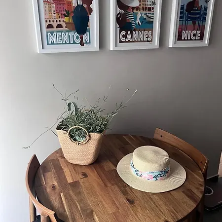 Ideal Near Monaco Apartamento Rocabruna